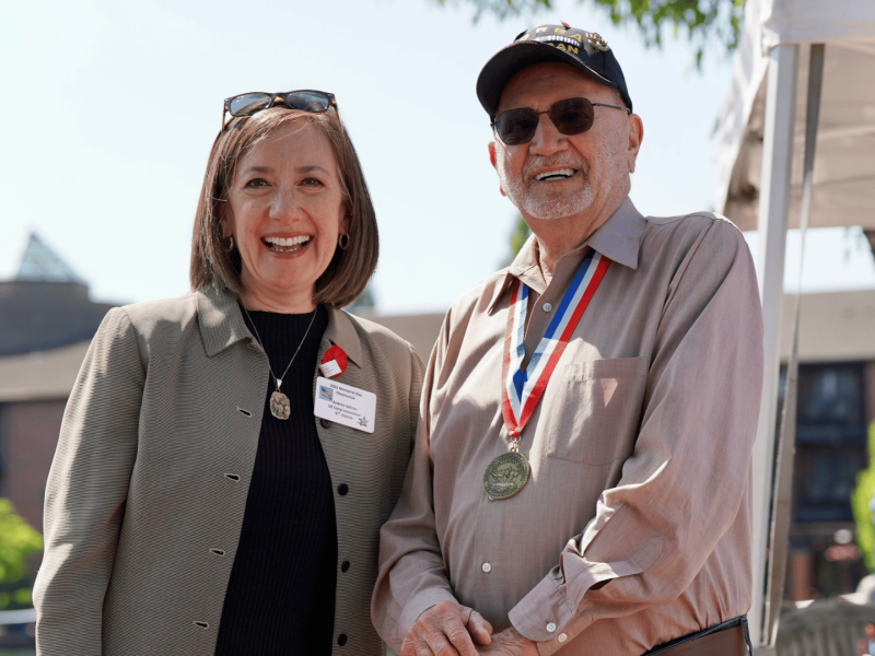 Rep. Salinas with an Oregon veteran