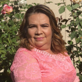 A headshot of Estela Anaya.